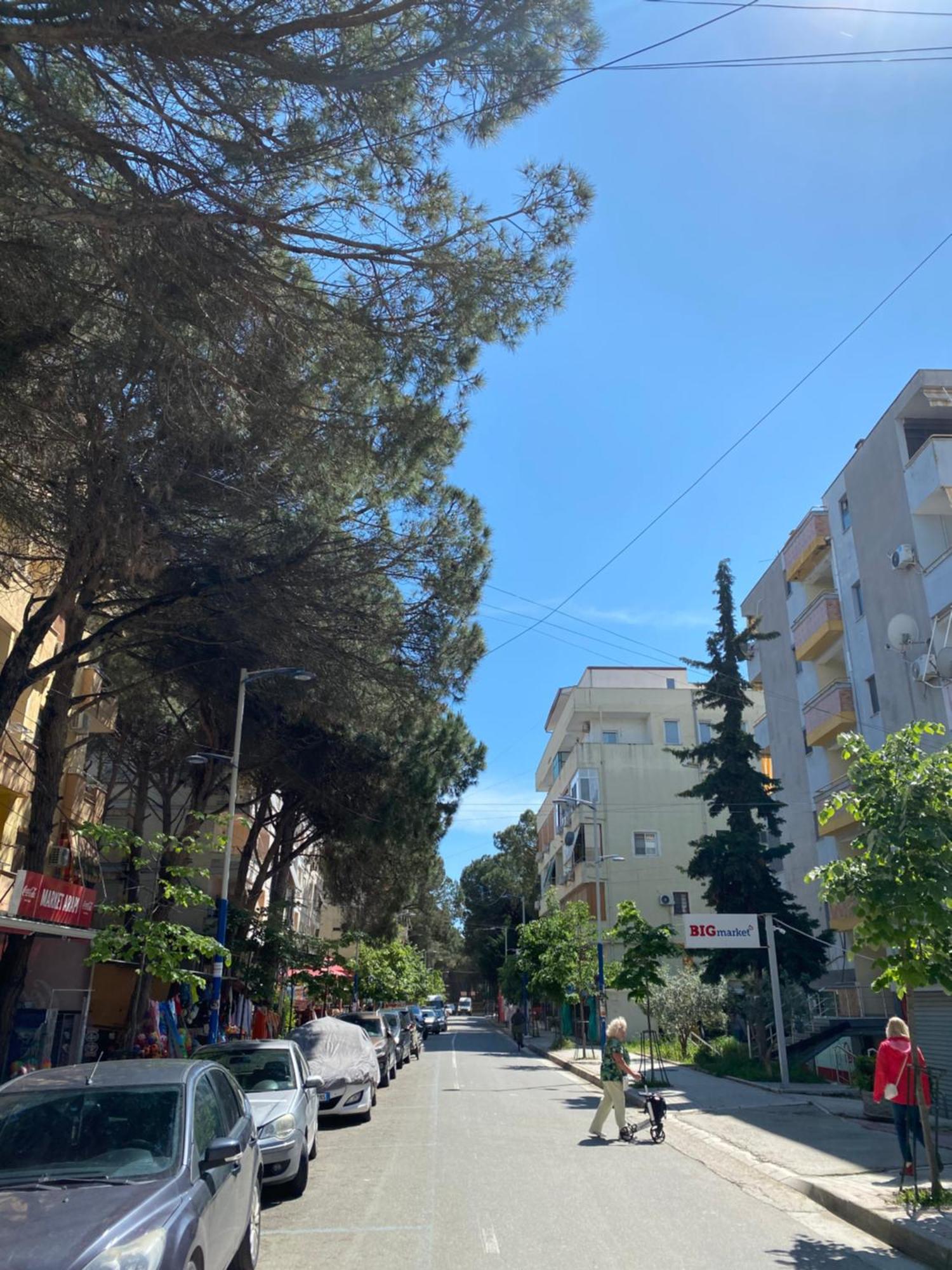 En's Apartamento Golem (Tirana)