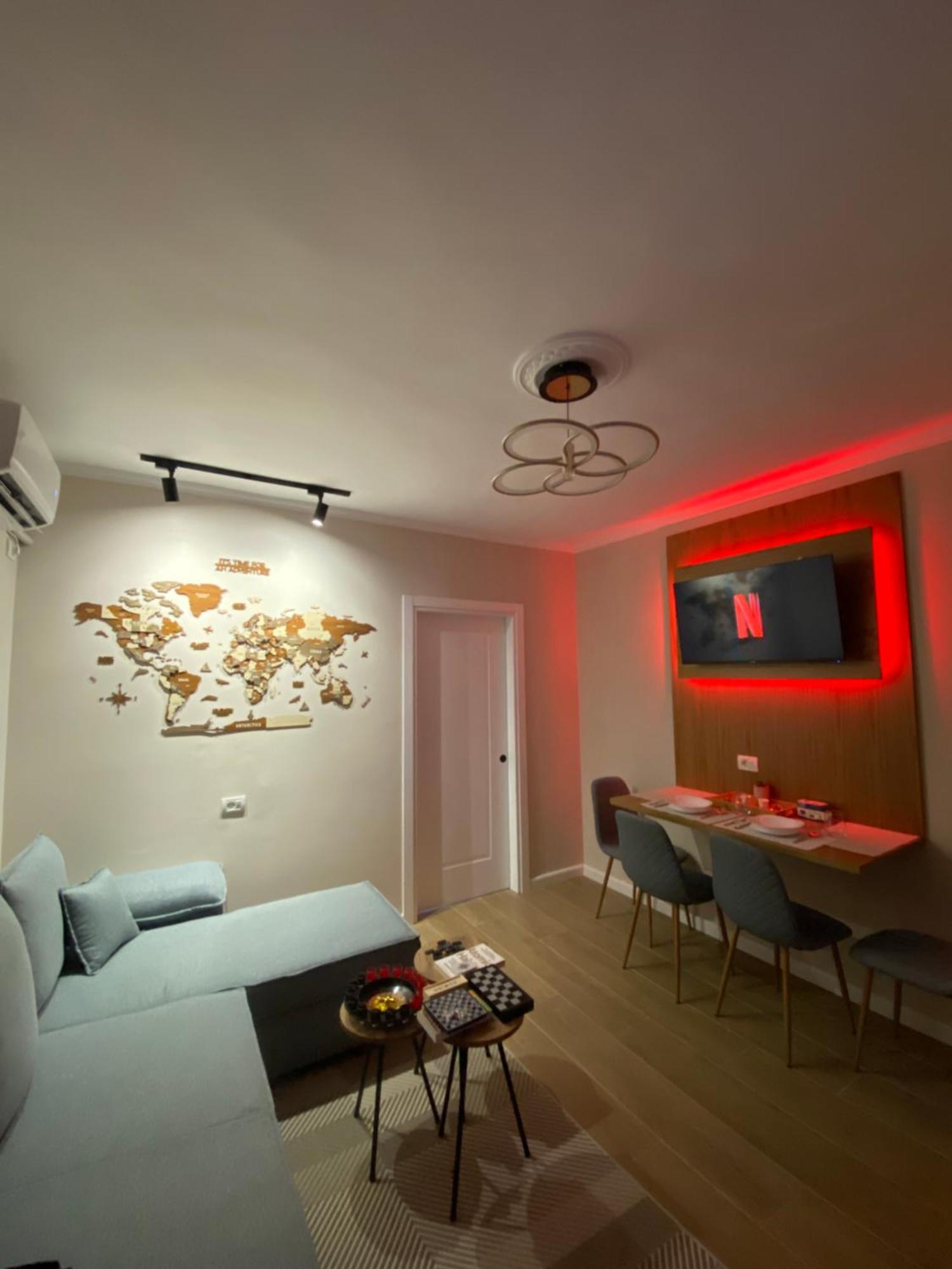 Apartamento En's Golem (Tirana)